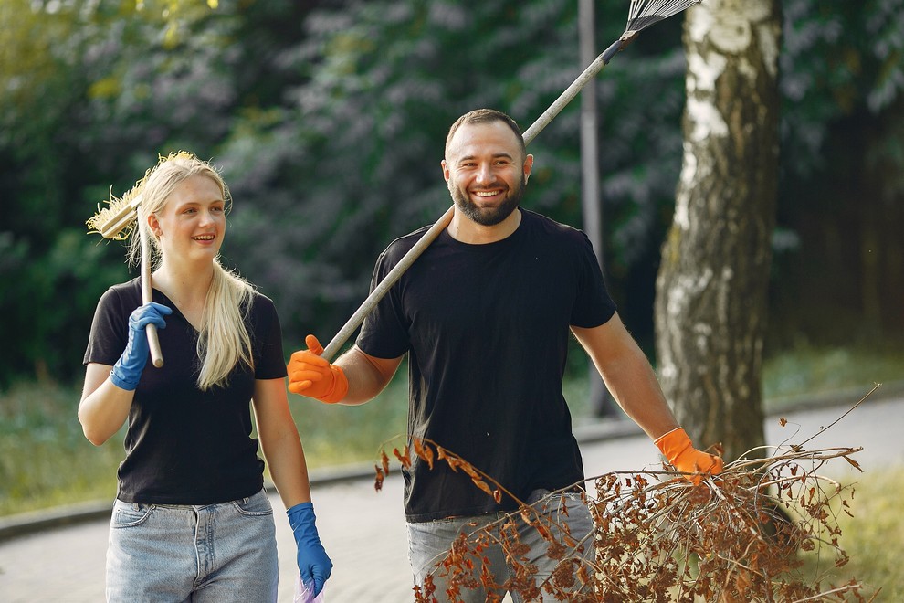 Garden tidy-up and green waste removal underway